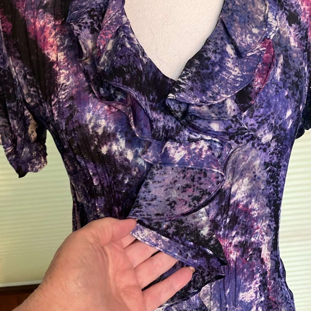 Ruffled top - Picture 5 of 6